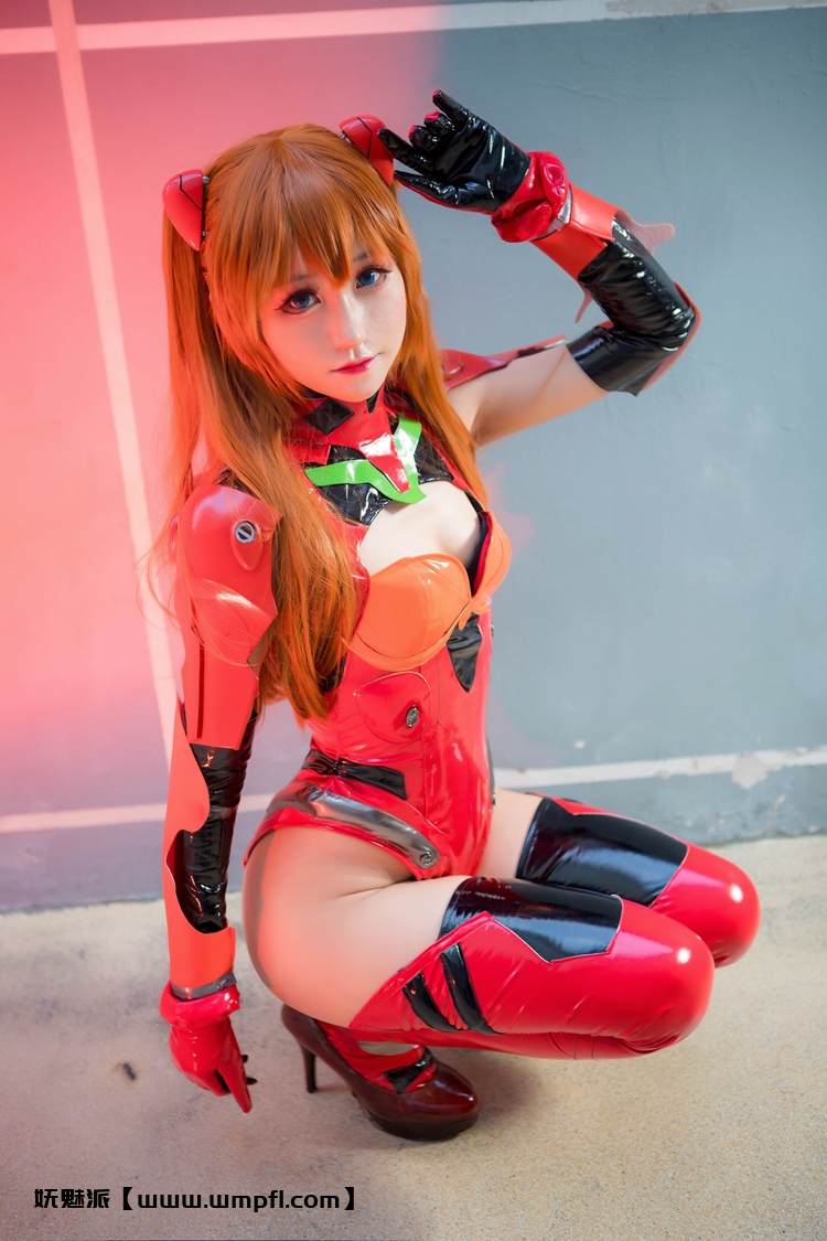 338、越南妹子「Kuuko_W」写真图集[81套16.9G]