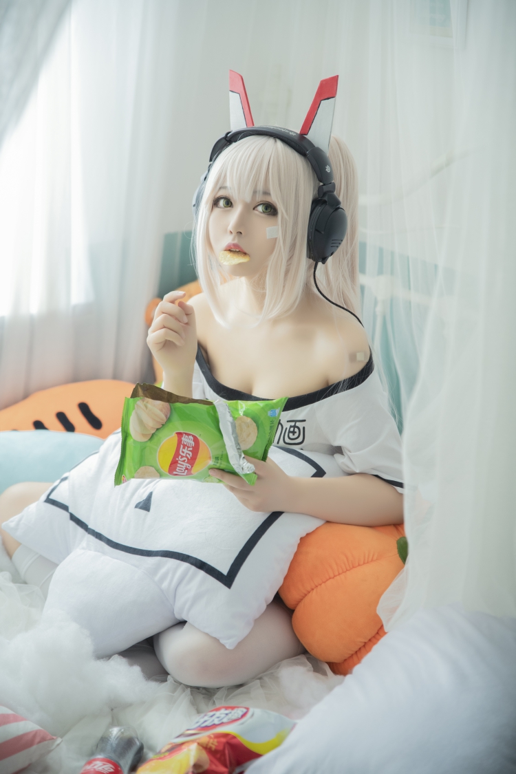 898、coser网红《黑猫猫》全套31期+随包视频,大小5.95G 898、coser网红《黑猫猫》全套31期+随包视频,大小5.95G